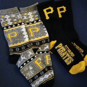 2 Pairs Pittsburgh Pirates Men's Socks